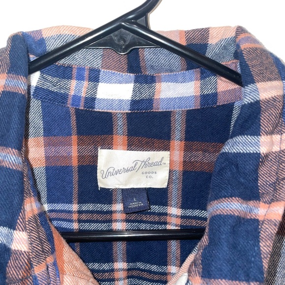 Universal Thread Flannel - Picture 3 of 4